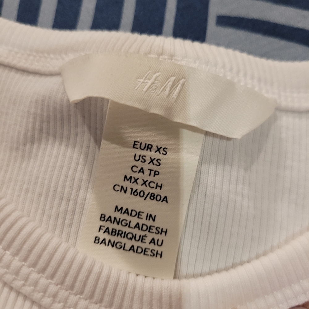 H&M Cropped Tank Top - Picture 3 of 4
